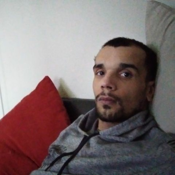 Meet your Posher, Justin - Picture 1 of 1